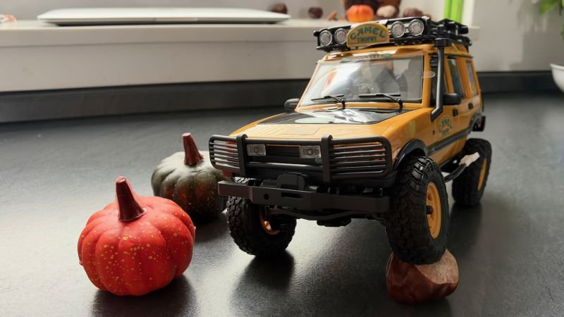 FMS RocHobby Land Rover Discovery (FCX24M) – Photo 1